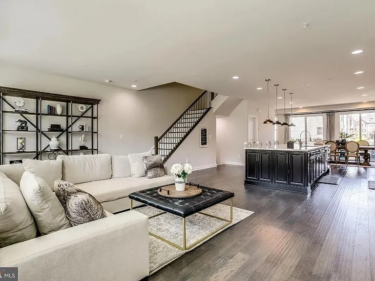 43394 Charitable St — Photo 16