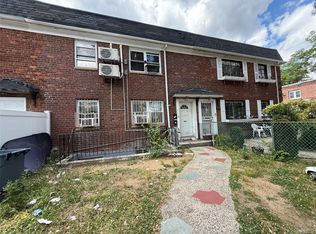 7012 141st St, Flushing, NY 11367