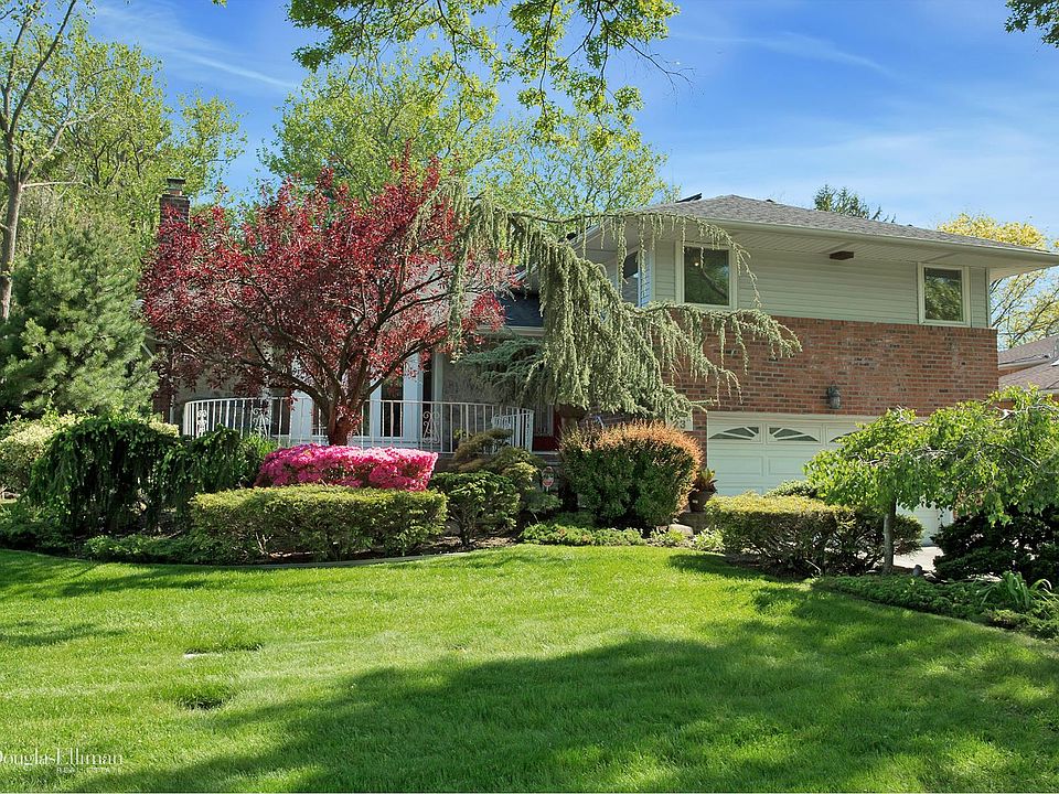 1st image of 23 Lark Dr