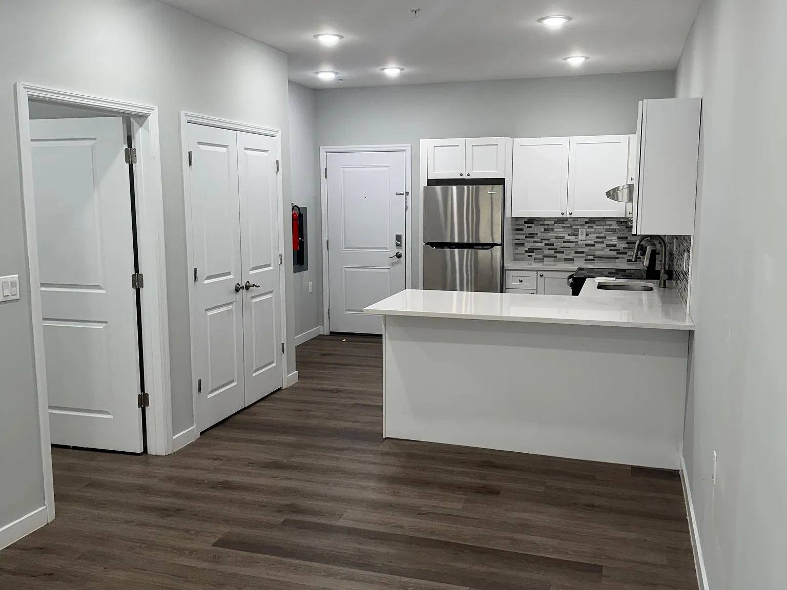 1 bed, $1,800 — Photo 4