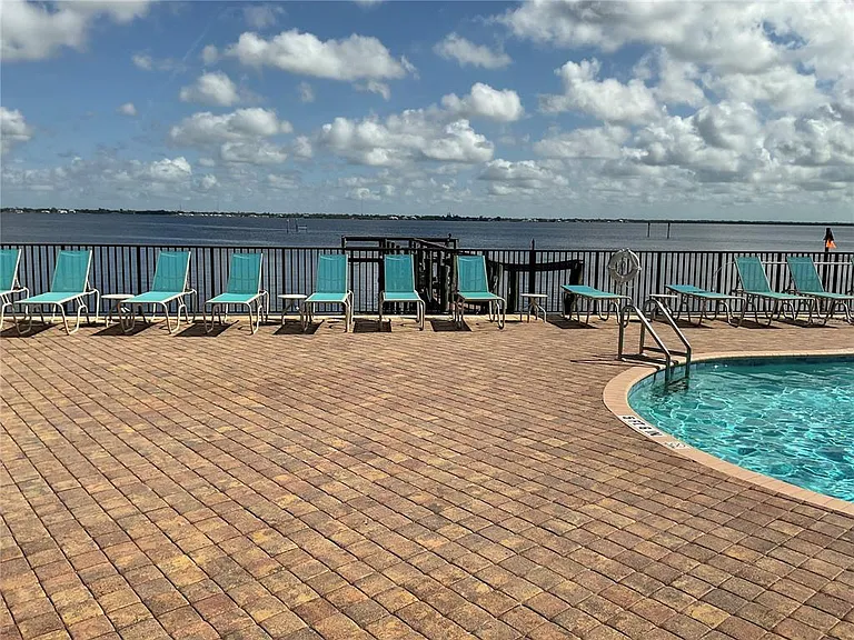 900 E Marion Ave #1213 — Photo 36