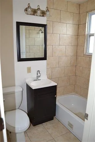 4304 Van Ave — Photo 5