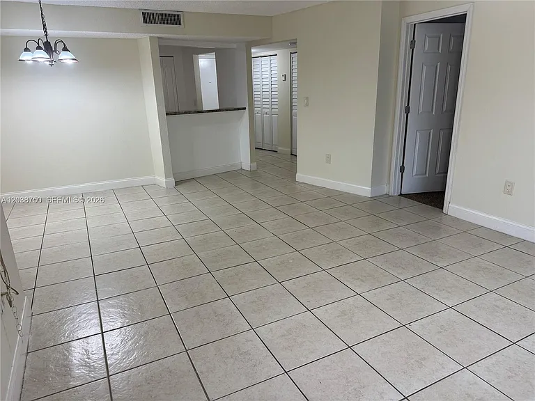 4235 N University Dr #202 — Photo 12