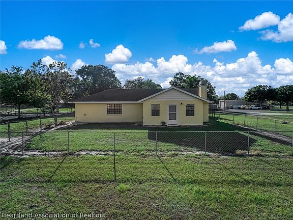 3rd image of 111 Revson Ave