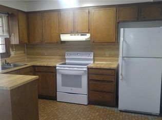 131 12th Ave NW, Hickory, NC 28601