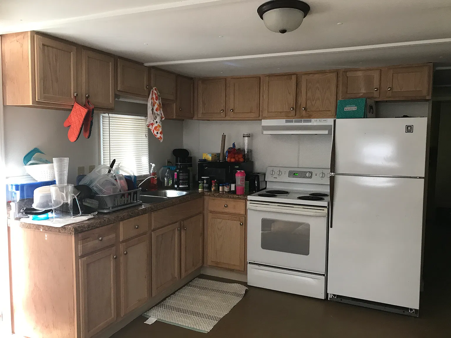 2 bed, 800 sqft, $1,300 — Photo 2