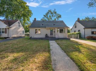 28494 Everett St, Southfield, MI 48076