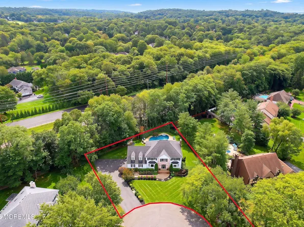 11 Sir Paul Court, Middletown, NJ 07748