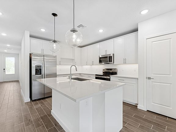Kitchen with vast island