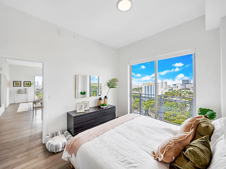 The Julia Residences — Photo 39