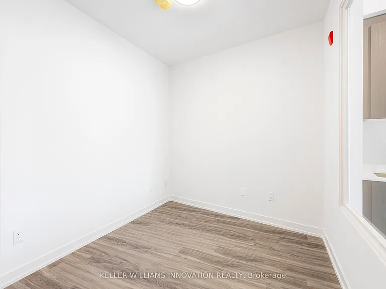 1010 Dundas St E #524 — Photo 11