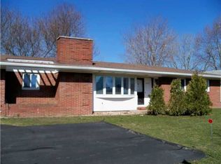 2343 Long Pond Rd, Gates, NY 14606