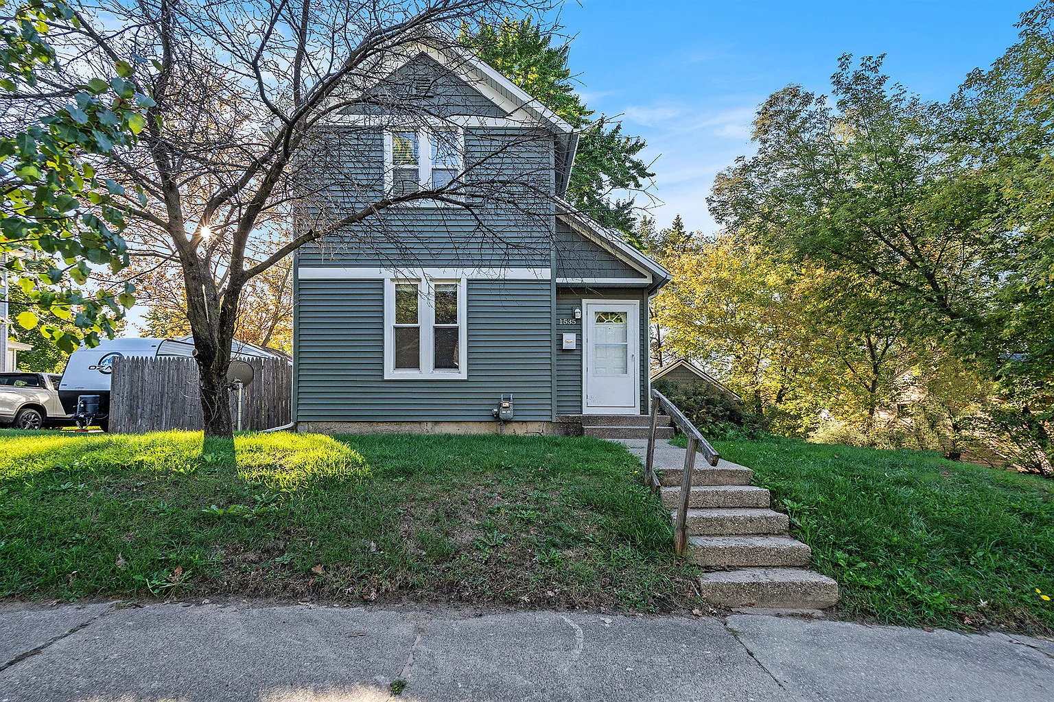 1535 Colorado Ave SE photo 1
