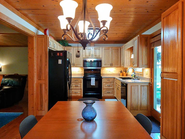 386 Arbor Dr — Photo 16