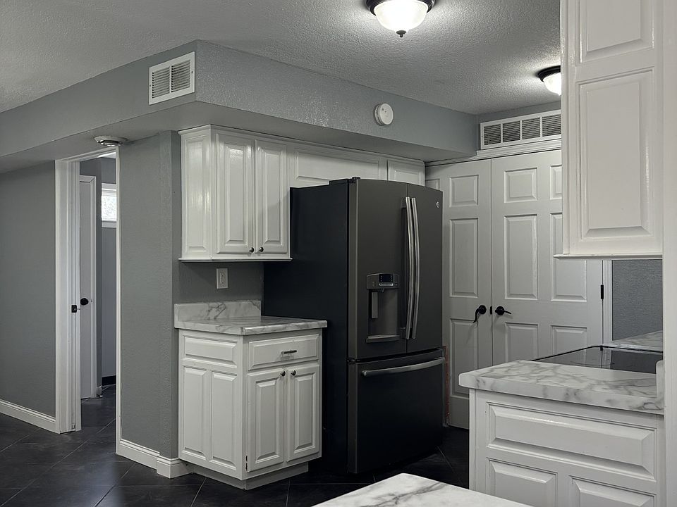 Kitchen- cupboard space, electric stove, updated appliances