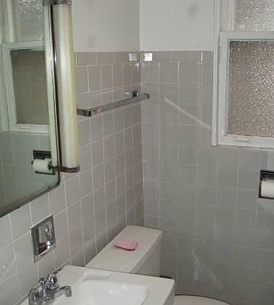 5th image of 3221 N Lockwood Ave #1
