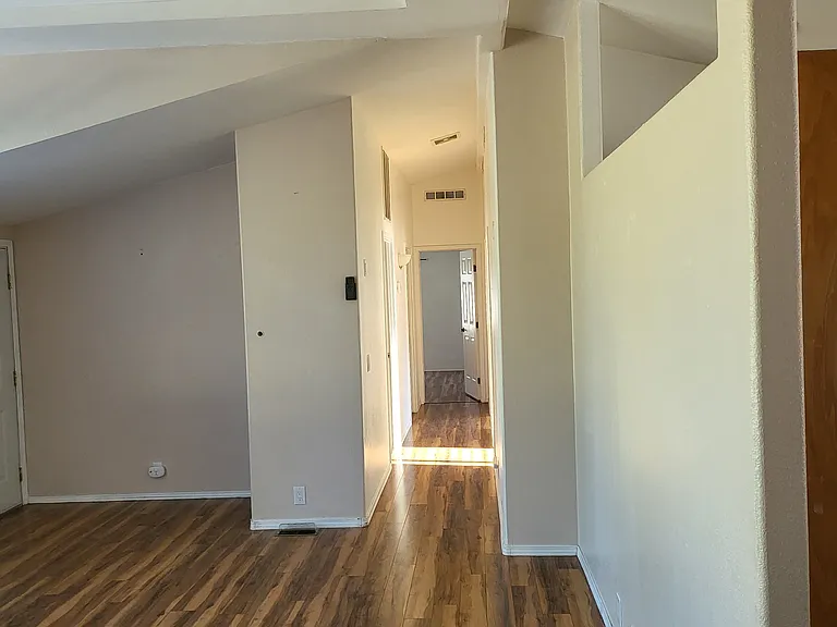 41302 Mountain Hwy E #1 — Photo 11