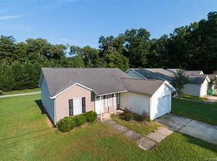 6201 Rockwell Blvd, Charlotte, NC 28269
