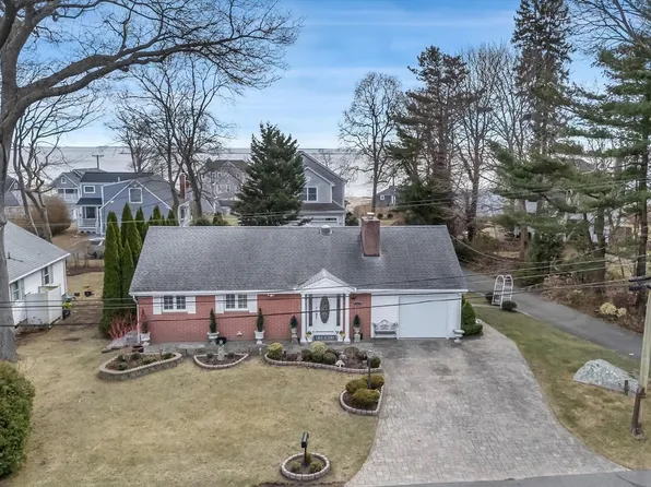 92 Grove Beach Rd S, Westbrook, CT 06498
