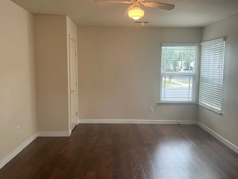 4617 Augustine St — Photo 6