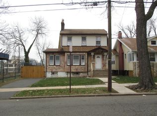 216 Pomona Ave, Newark, NJ 07112