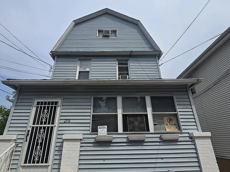 296 Hazle St #1 — Photo 1