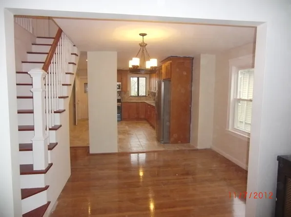 67 Marion St, Medford, MA