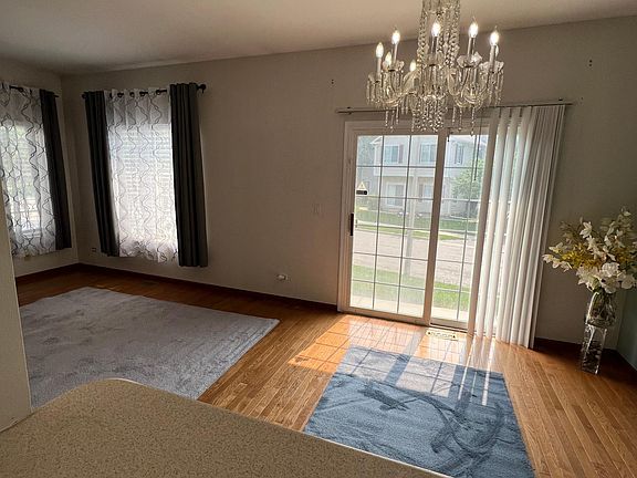 4th image of 642 Windsor Dr #642