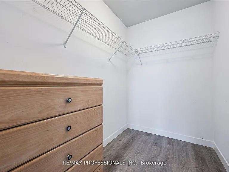 318 Spruce St #2103 — Photo 22