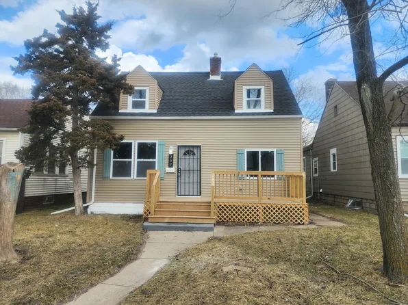 357 Taft Pl, Gary, IN 46404