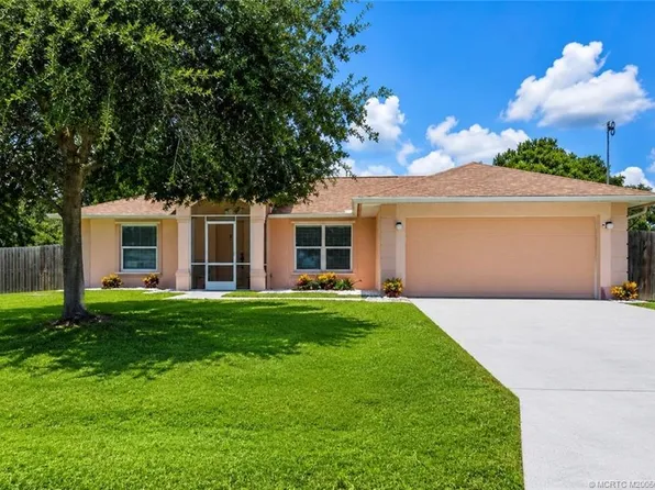 2007 SE Heathwood Cir, Port Saint Lucie, FL 34952
