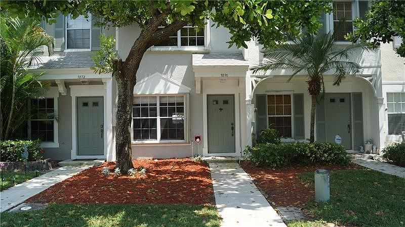 1st image of 11010 Conch Ct