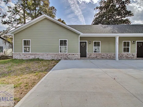 205 Bagley Ave #A/b, Hinesville, GA 31313