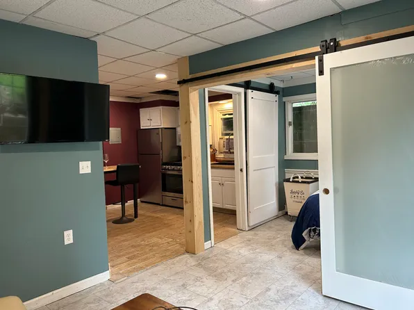 154 Central Ave, Fredonia, NY