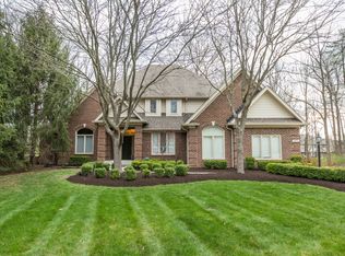 8933 Sawmill Ct, Indianapolis, IN