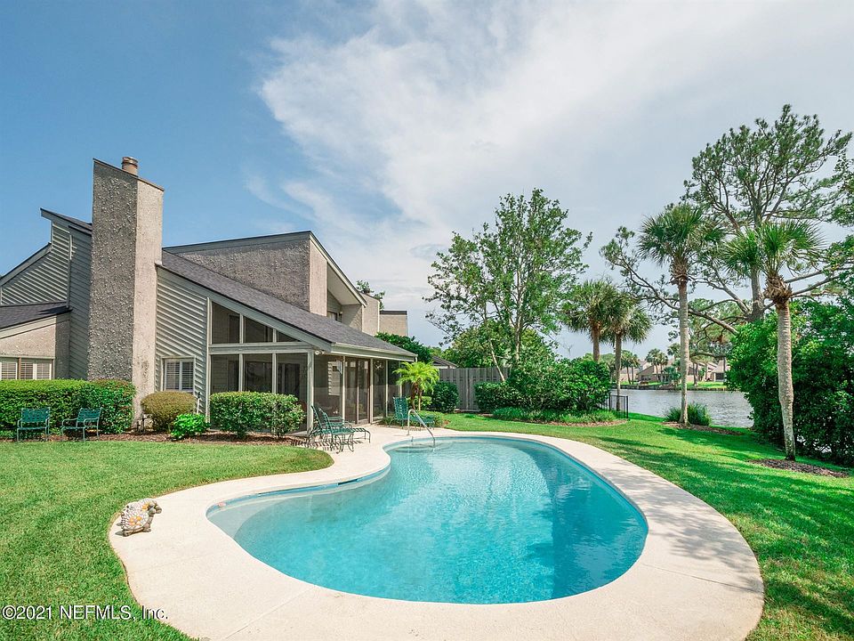 1st image of 130 Lake Julia Dr N