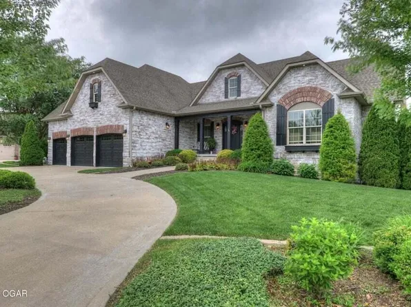 2613 Waters Edge Boulevard, Joplin, MO 64801