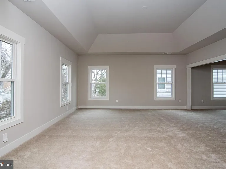 6928 Regent Ln — Photo 62