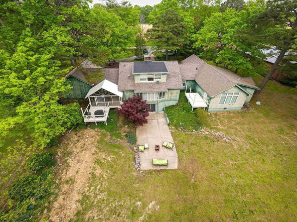 2525 Edgewood Ln, Carbondale, IL 62901