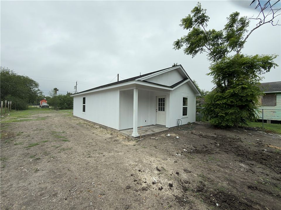 2nd image of 4553 Angela Dr