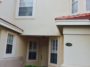 459 Enclave Pl, Lakeland, FL 33803