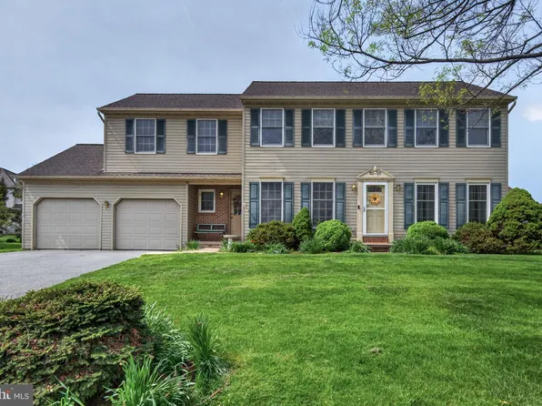 213 Stone Creek Rd, Lancaster, PA 17603