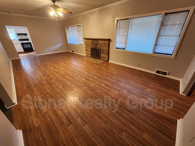 2229 N 12th St — Photo 3