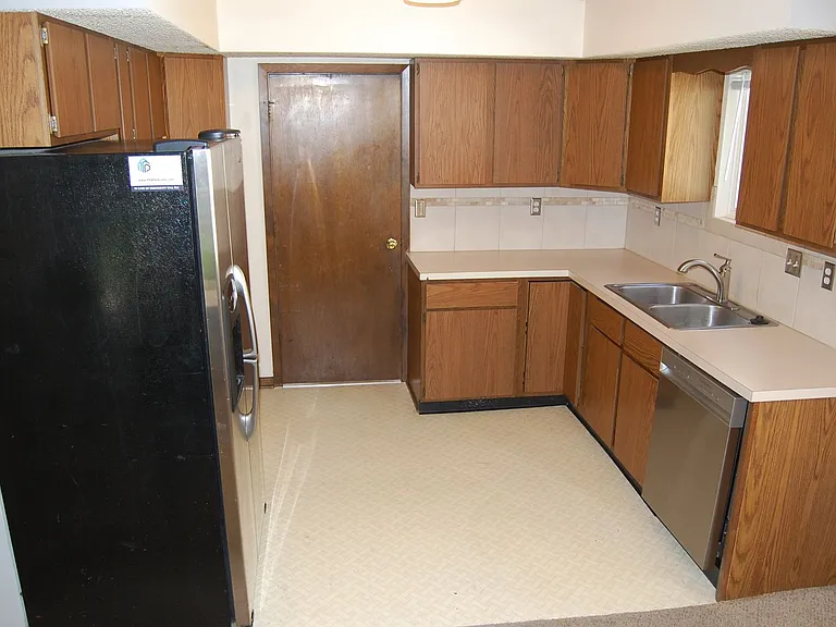 3724 Clover Circle — Photo 7