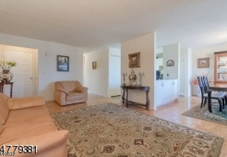 24 McChesney Ct — Photo 3
