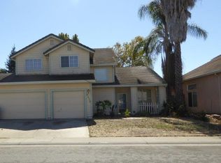 9418 Castleview Dr, Elk Grove, CA 95758