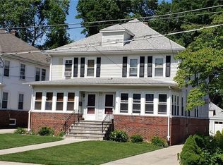 521 Prospect St, Woonsocket, RI 02895