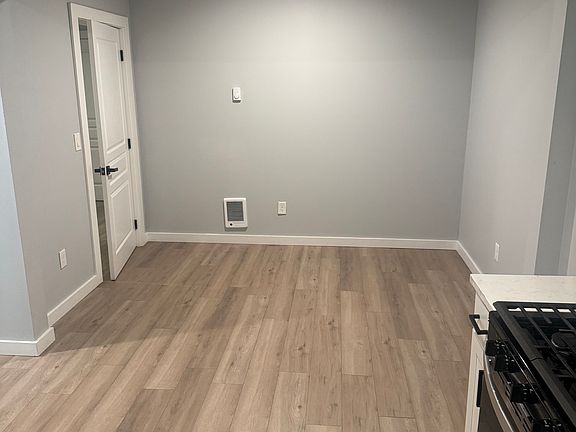 3rd image of 215 167th St S #7