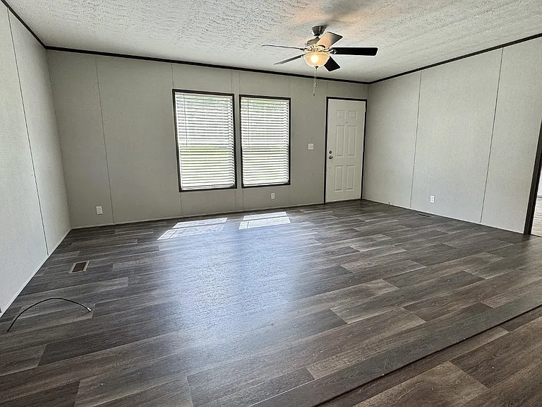 308 Winnfield Rd — Photo 12