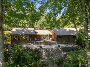 16802 6th Ave SW, Seattle, WA 98166